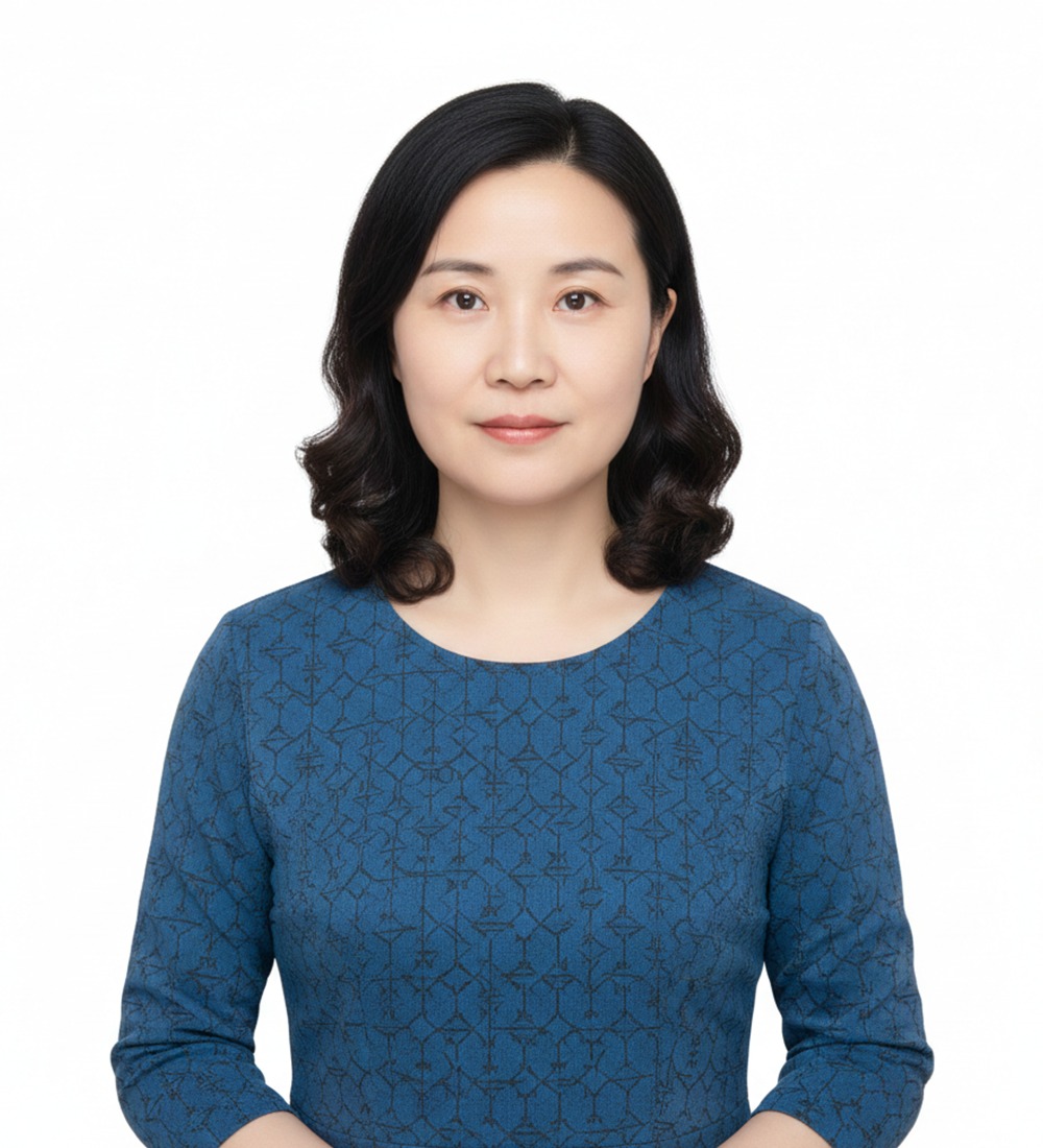 Mina Nyori          ⭐ ⭐ ⭐ ⭐ ⭐